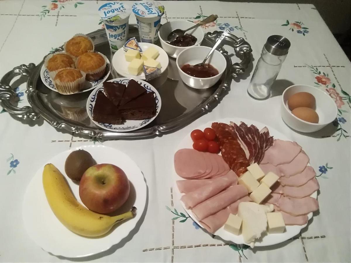 松博尔 Citadela酒店 外观 照片